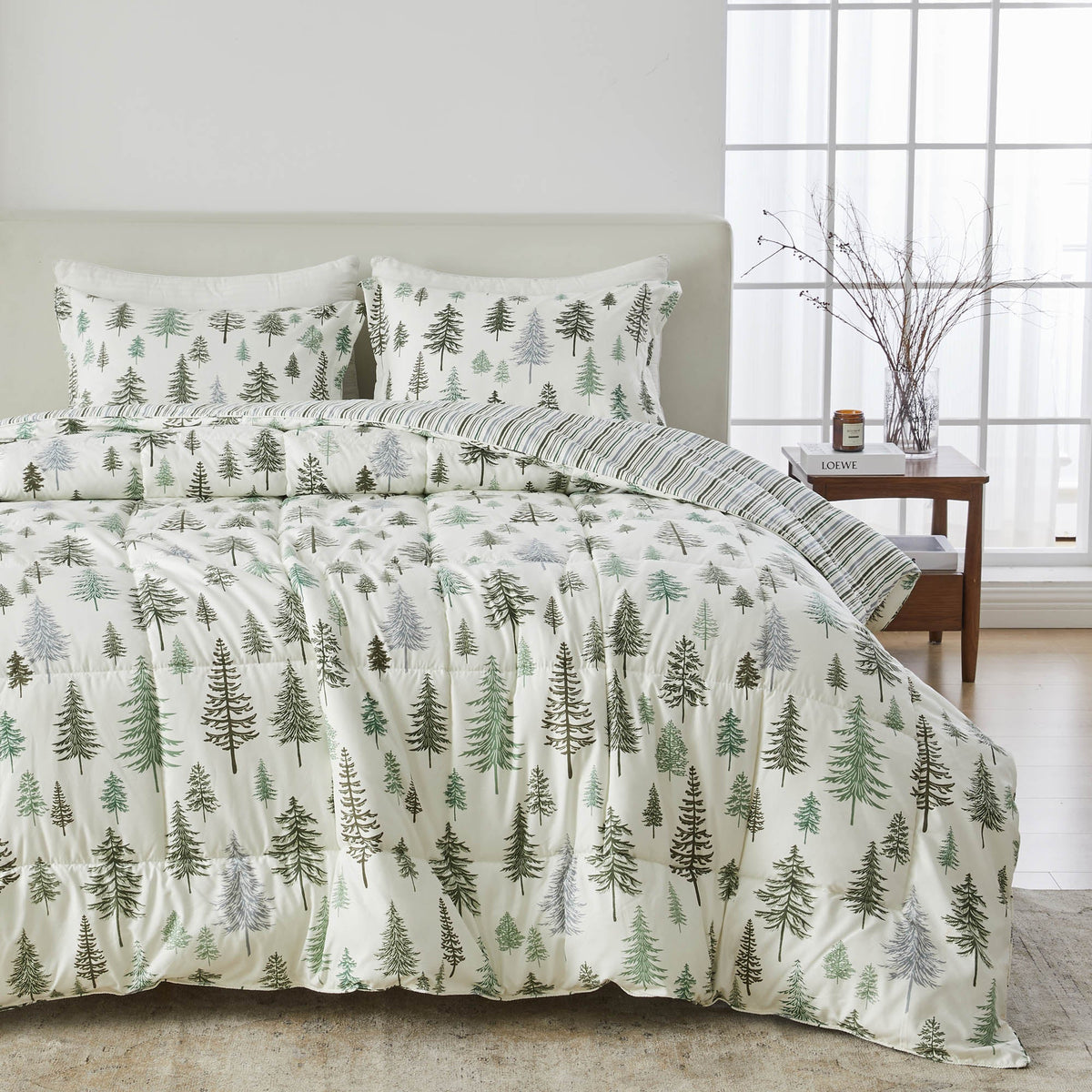 Reversible Christmas Comforter and Sham Set - Holiday / Lodge Odette Collection
