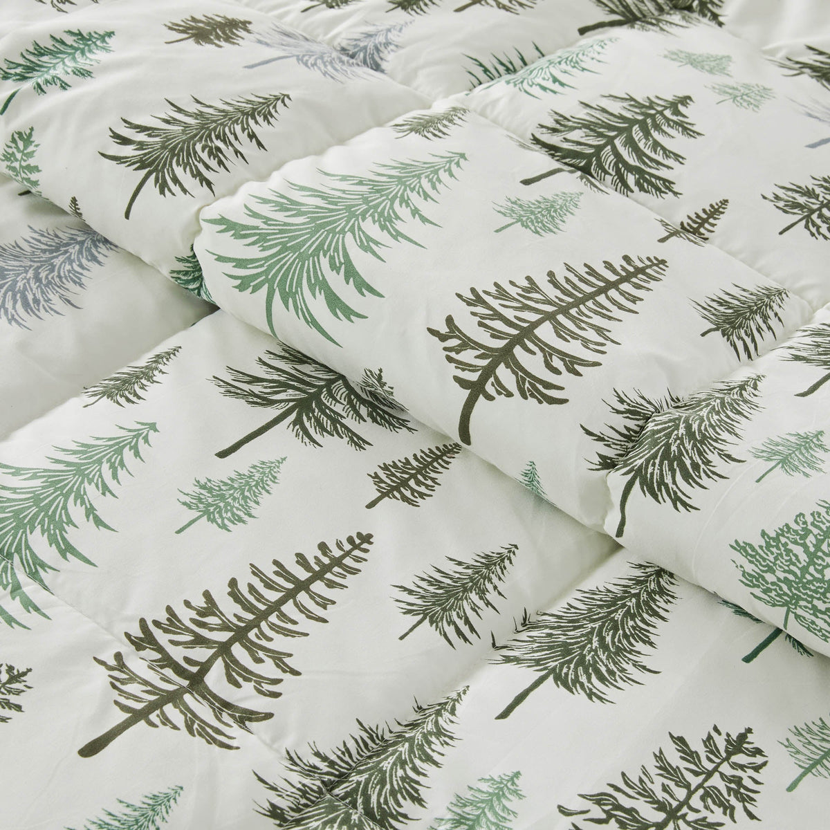 Reversible Christmas Comforter and Sham Set - Holiday / Lodge Odette Collection